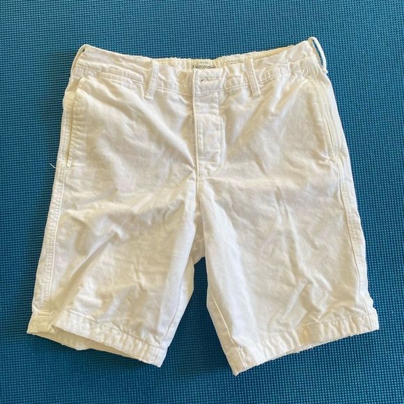 Abercrombie & Fitch Other - Abercrombie & Fitch White Distressed Shorts size 32 Medium with Button Fly​​